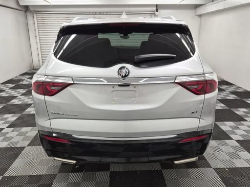 Used 2022 Buick Enclave Essence w/ Sport Touring Edition image 5