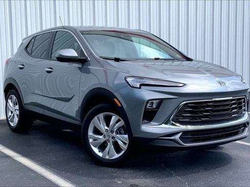 Used 2025 Buick Encore GX Preferred AWD/4WD image 31