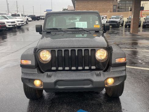 Certified 2022 Jeep Wrangler Unlimited Sport image 3