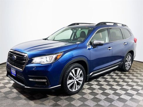 Used 2019 Subaru Ascent Touring w/ Popular Package #2 image 4