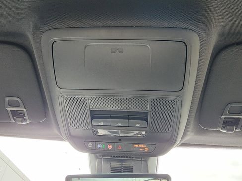 New 2026 GMC Terrain AT4 w/ Convenience Package III image 37