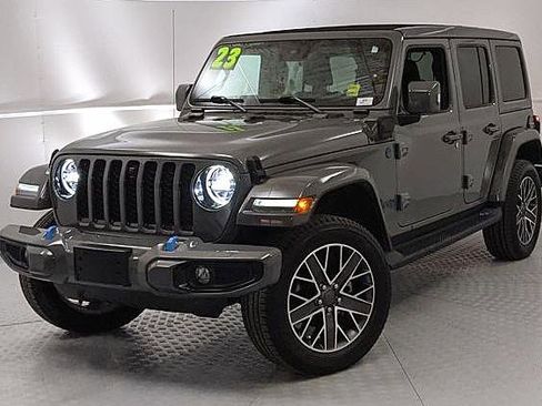 Used 2023 Jeep Wrangler Unlimited Sahara AWD/4WD image 6