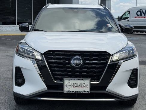 Used 2022 Nissan Kicks SR FWD image 7