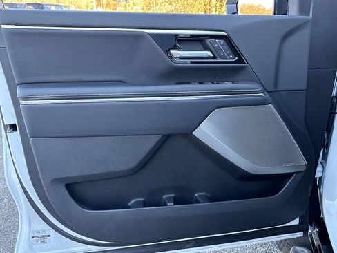 New 2025 GMC Sierra EV Denali image 64