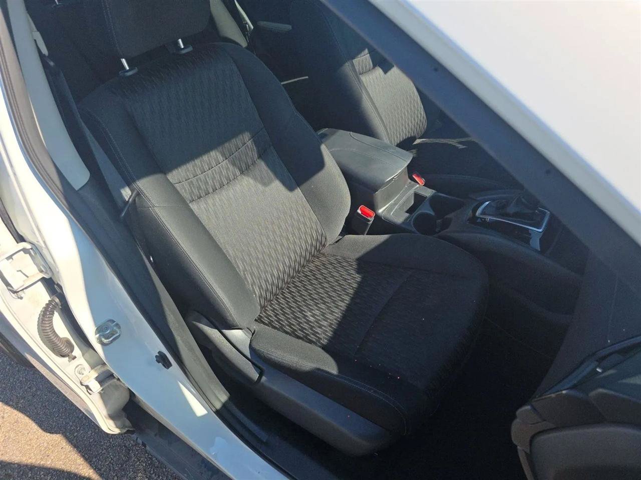 Used 2020 Nissan Rogue S AWD/4WD image 14