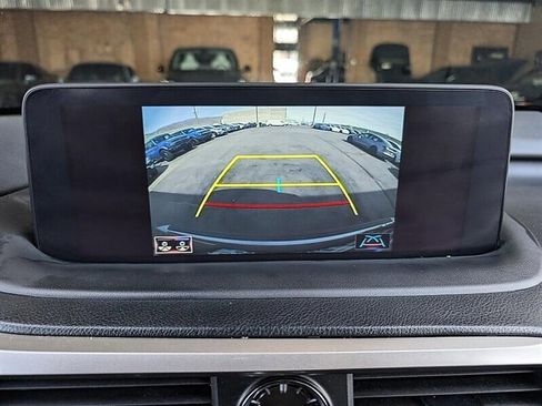 Used 2021 Lexus RX 350L Premium w/ Premium Package image 14