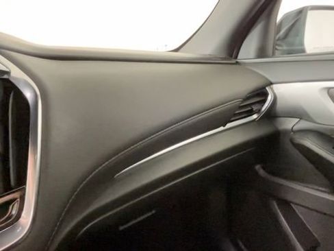 Used 2023 Chevrolet Traverse LT FWD image 35