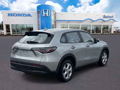 Used 2024 Honda HR-V LX image 5