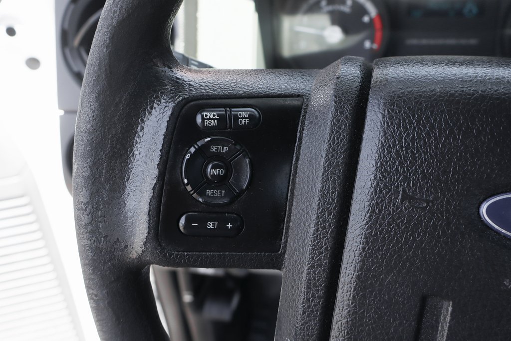 Used 2016 Ford F550 2WD Regular Cab Super Duty image 18