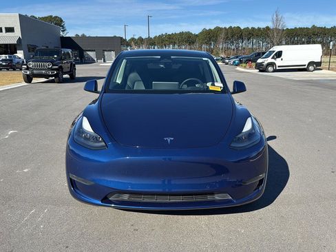Used 2022 Tesla Model Y Performance image 2
