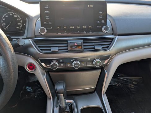 Used 2019 Honda Accord LX image 22