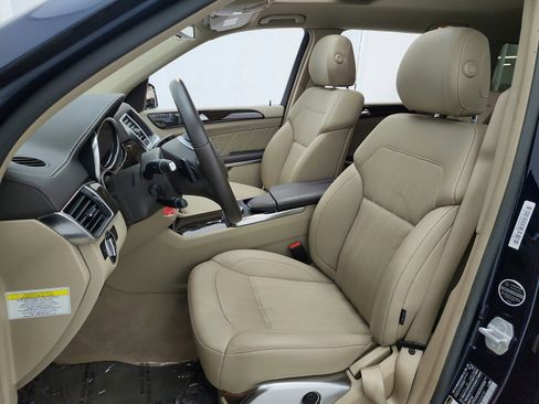 Used 2013 Mercedes-Benz GL 450 4MATIC image 10