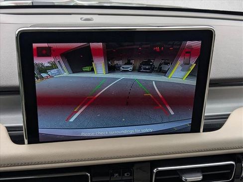 Used 2023 Lincoln Aviator AWD w/ Class IV Trailer Tow Package image 14