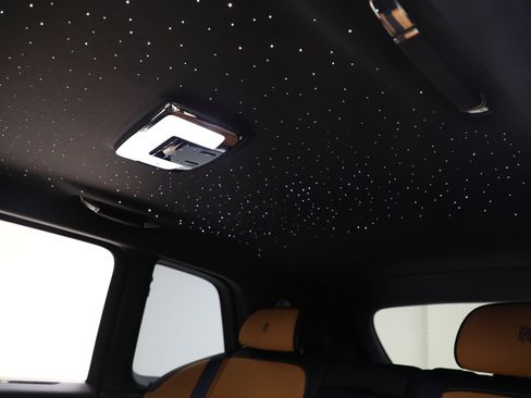 New 2026 Rolls-Royce Cullinan image 37