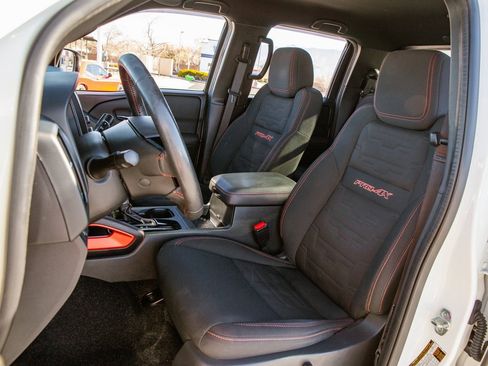 Used 2022 Nissan Frontier PRO-4X image 13