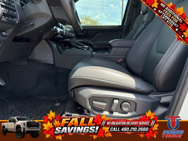 Used 2025 Toyota Tacoma TRD Pro AWD/4WD image 23