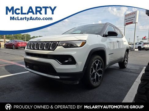 Used 2026 Jeep Compass Limited AWD/4WD image 1