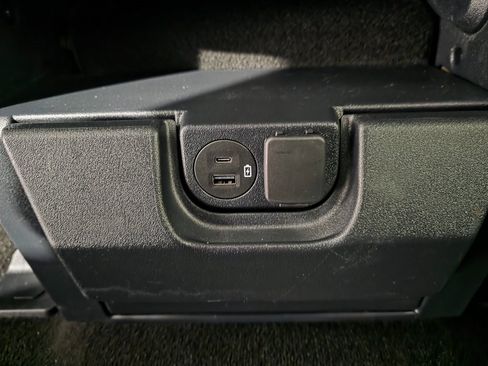 Used 2022 Ford F150 XLT w/ XTR Package image 37