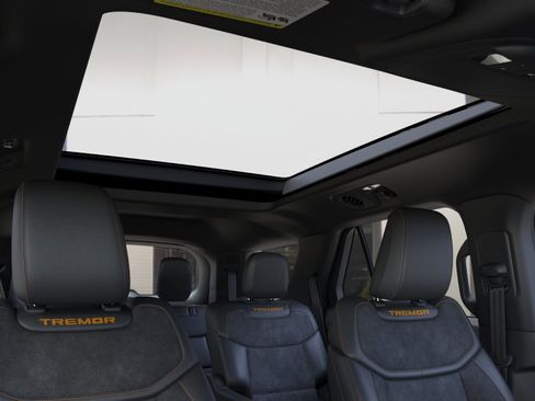 New 2026 Ford Explorer Tremor w/ Tremor Ultimate Package AWD/4WD image 44