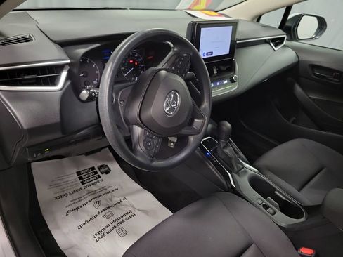 Used 2023 Toyota Corolla LE FWD image 14