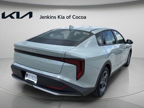 New 2026 Kia K4 FWD image 4
