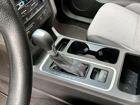 Used 2017 Ford Escape SE w/ Equipment Group 201A image 15