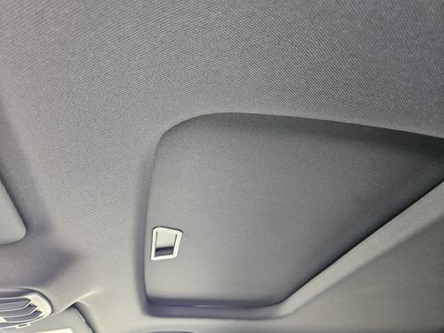 New 2026 Chevrolet Trax RS w/ Sunroof Package FWD image 18