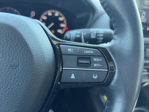 Used 2023 Honda HR-V EX-L image 15