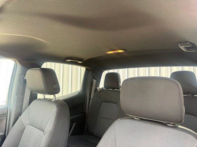 Used 2024 Chevrolet Colorado W/T RWD image 10