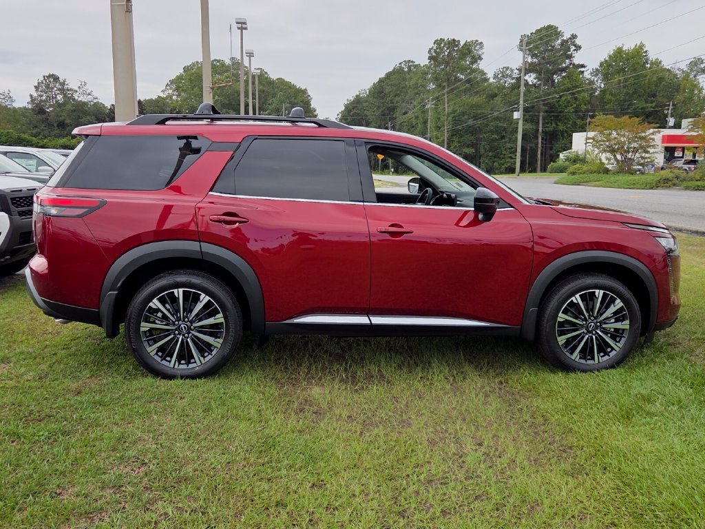 New 2026 Nissan Pathfinder Platinum AWD/4WD image 13