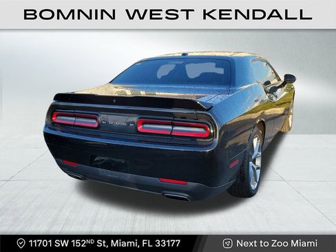 Used 2022 Dodge Challenger GT image 6