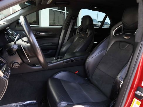 Used 2016 Cadillac CTS V w/ Carbon Fiber Package RWD image 31