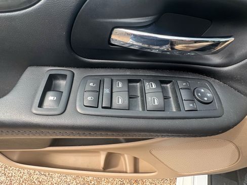 Used 2014 Dodge Grand Caravan SE w/ Quick Order Package 29E SE FWD image 24