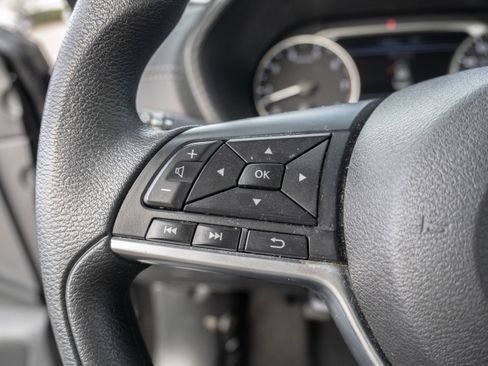 Used 2023 Nissan Sentra SV image 20