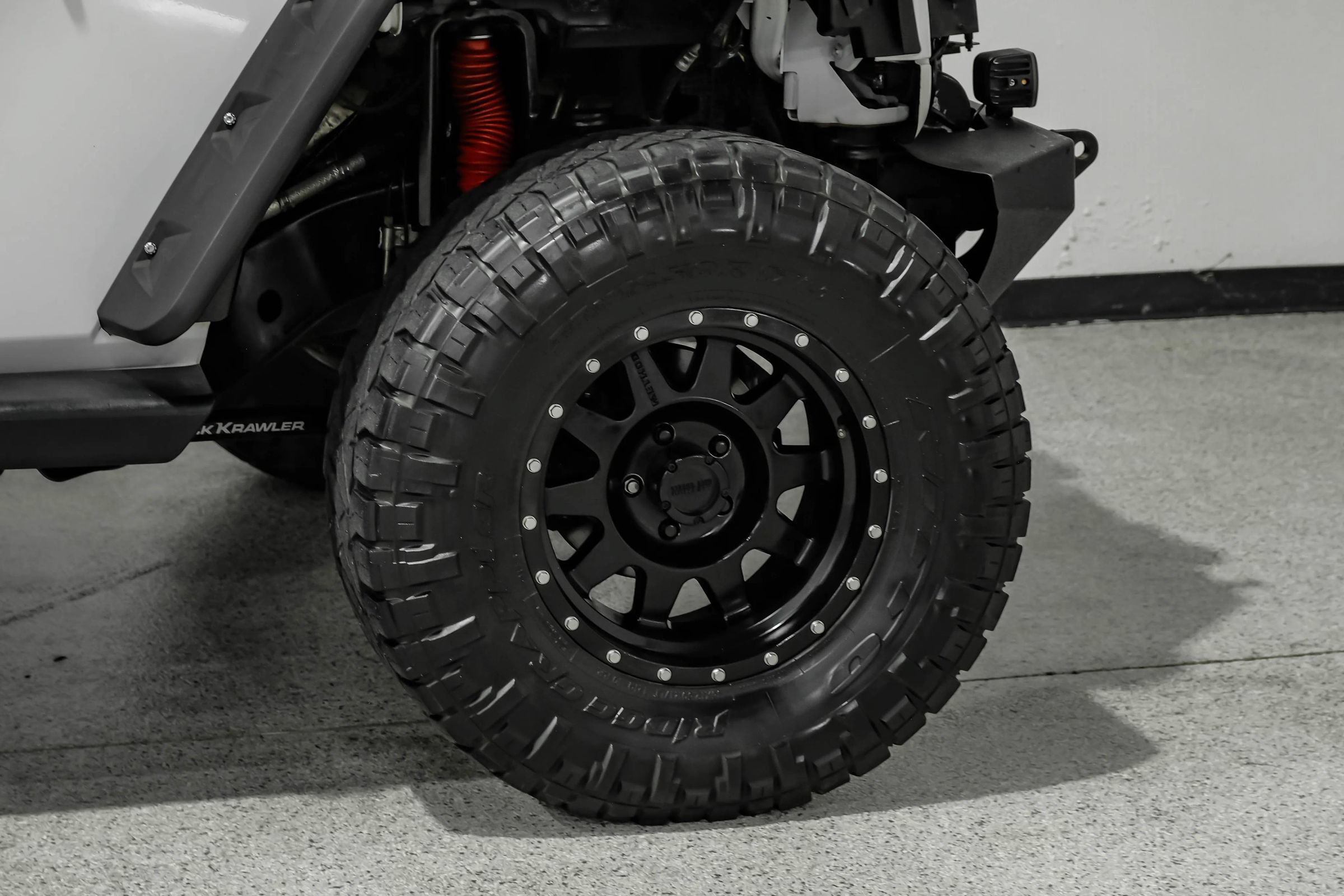 Used 2015 Jeep Wrangler Unlimited Rubicon w/ Connectivity Group AWD/4WD image 54