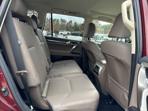 Used 2020 Lexus GX 460 Premium image 14