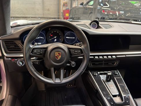Used 2020 Porsche 911 Carrera 4S AWD/4WD image 15