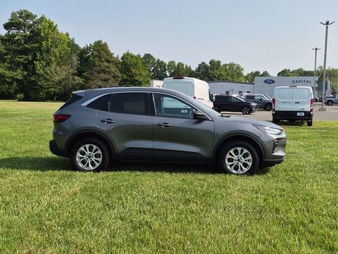 Used 2024 Ford Escape Active AWD/4WD image 14
