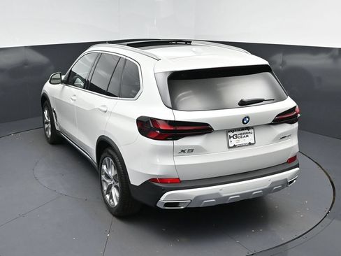 New 2026 BMW X5 xDrive40i w/ Climate Comfort Package AWD/4WD image 33