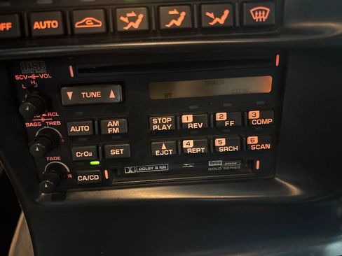Used 1994 Chevrolet Corvette Convertible RWD image 13