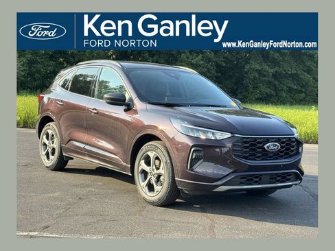 Used 2023 Ford Escape ST-Line w/ Tech Pack #1 AWD/4WD image 1