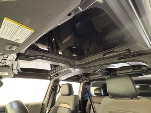 Used 2024 GMC Hummer EV 2X w/ LPO, Illumination Package AWD/4WD image 50