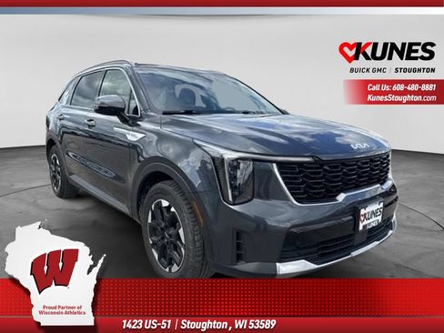 Used 2024 Kia Sorento S FWD image 1
