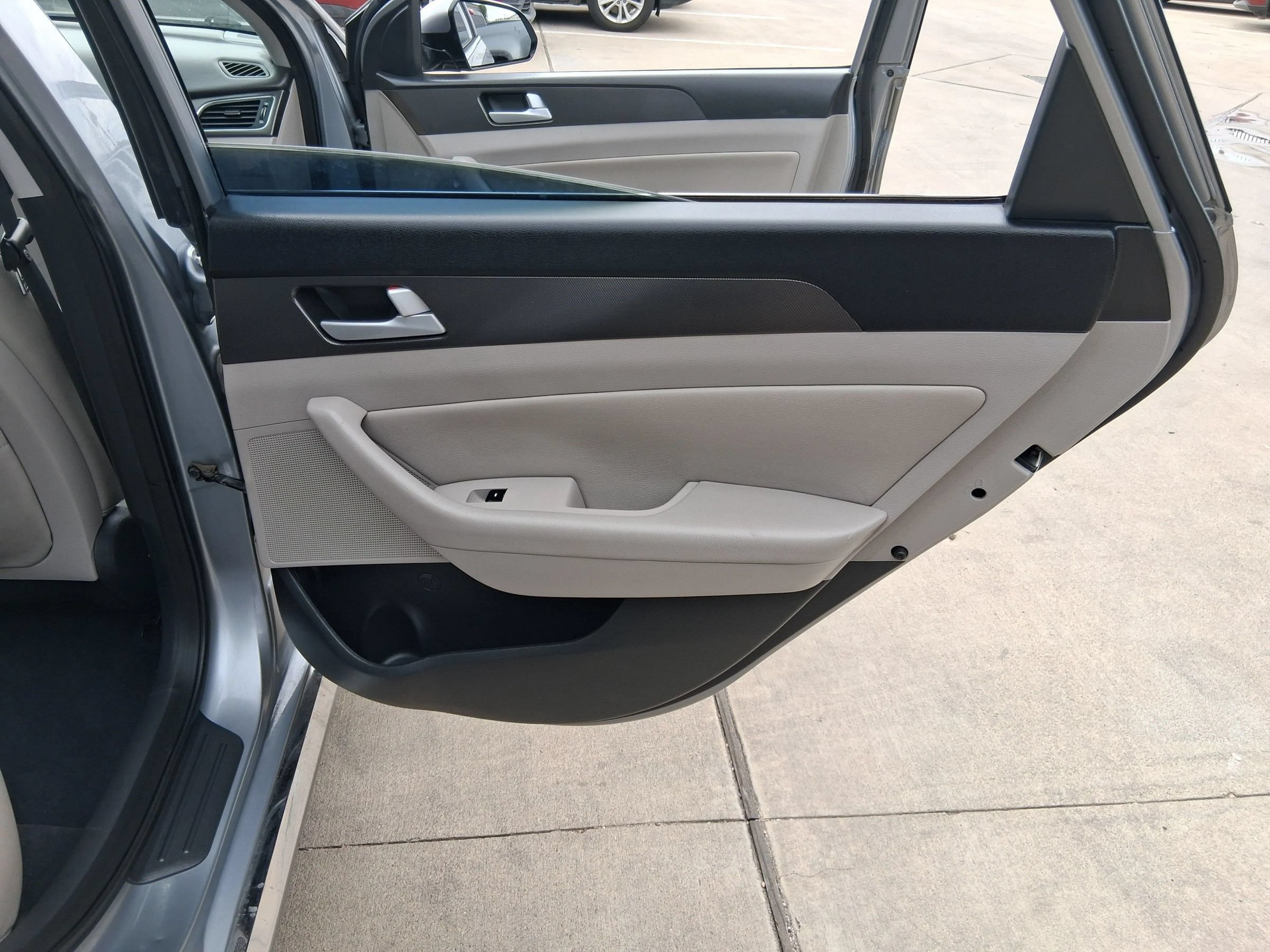 Used 2015 Hyundai Sonata Sport w/ Option Group 03 FWD image 30