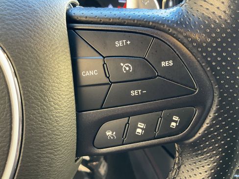 Used 2024 Dodge Durango GT image 32