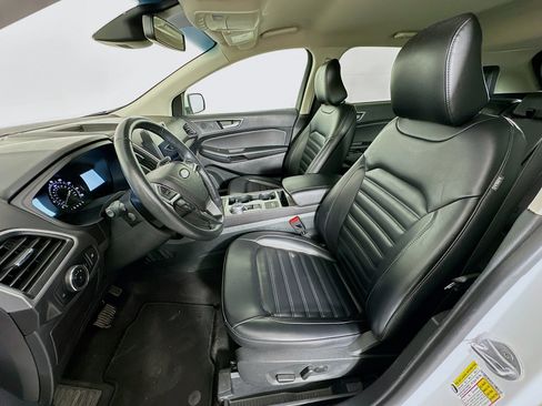 Used 2024 Ford Edge SEL image 13
