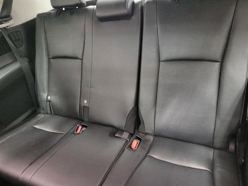 Used 2024 Toyota Grand Highlander AWD image 12