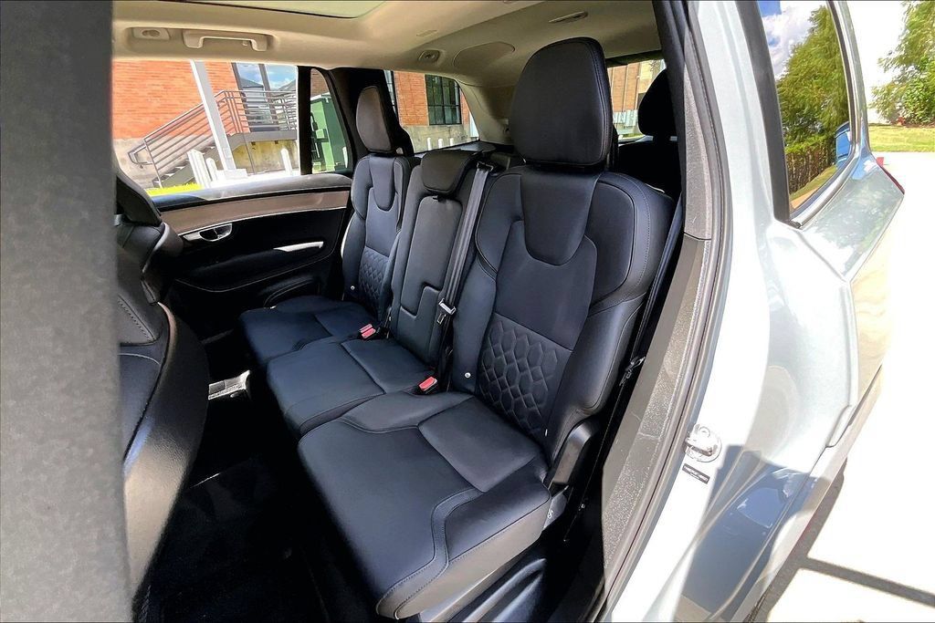 Certified 2026 Volvo XC90 B6 Plus AWD/4WD image 35
