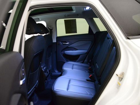 New 2026 Audi Q3 quattro 2.0T image 13