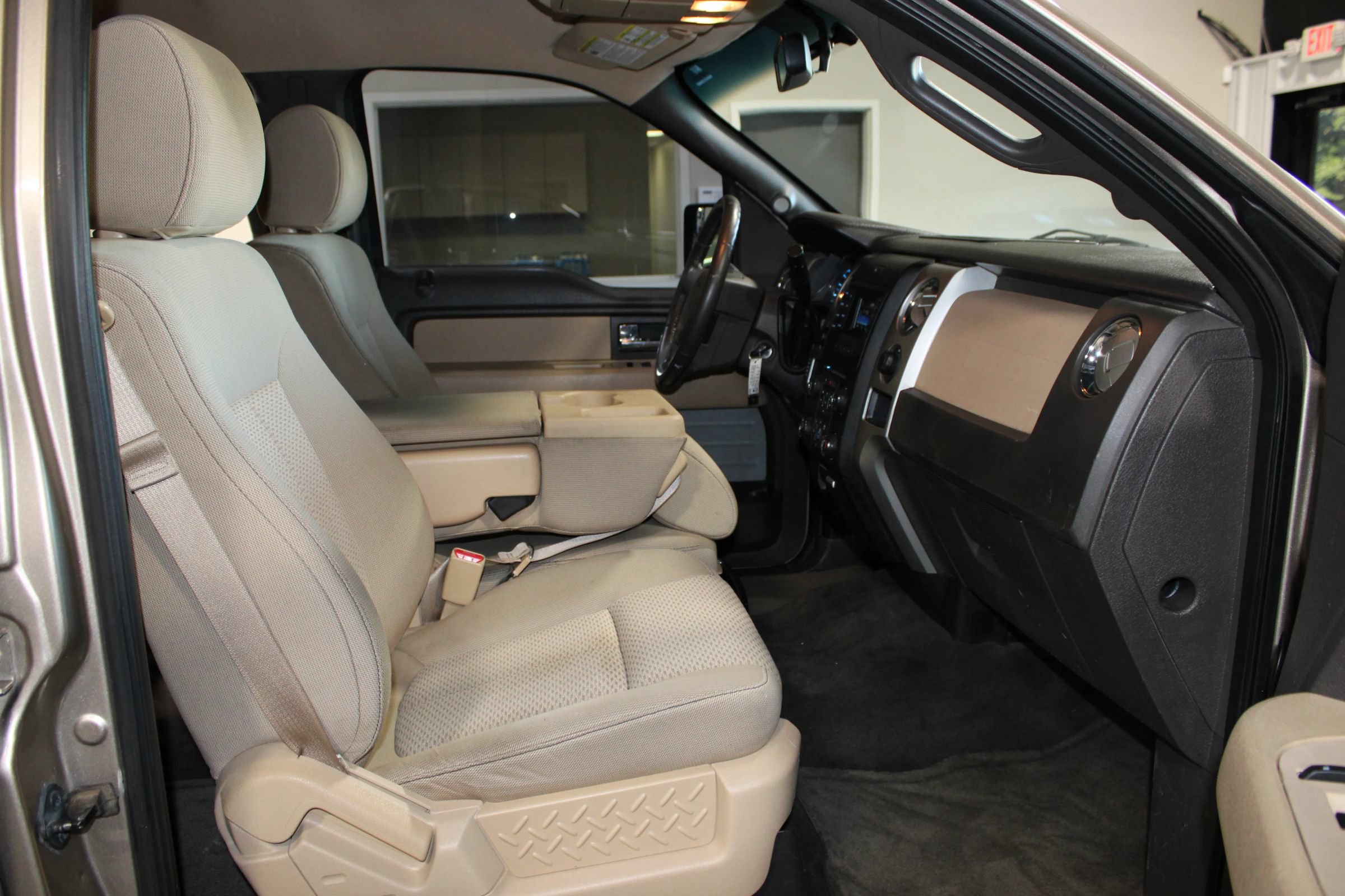 Used 2013 Ford F150 XLT w/ XLT Chrome Pkg RWD image 24